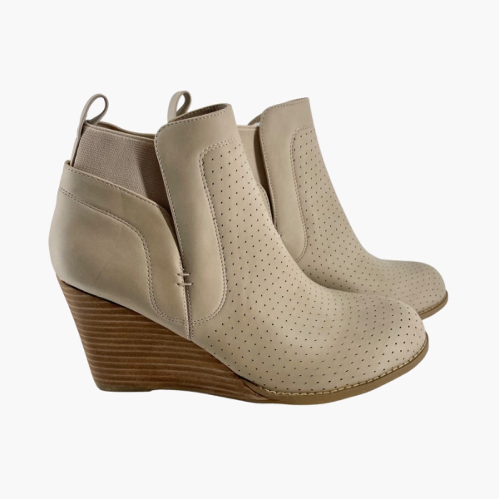DV‎ by Dolce Vita Gerdy Beige Cream Bootie